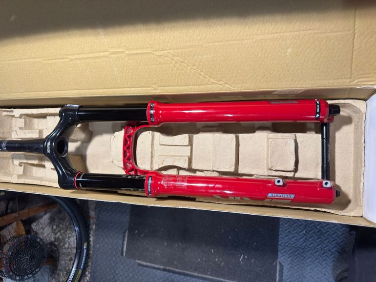 Used RockShox Lyrik Ultimate bike — image 2 of 5