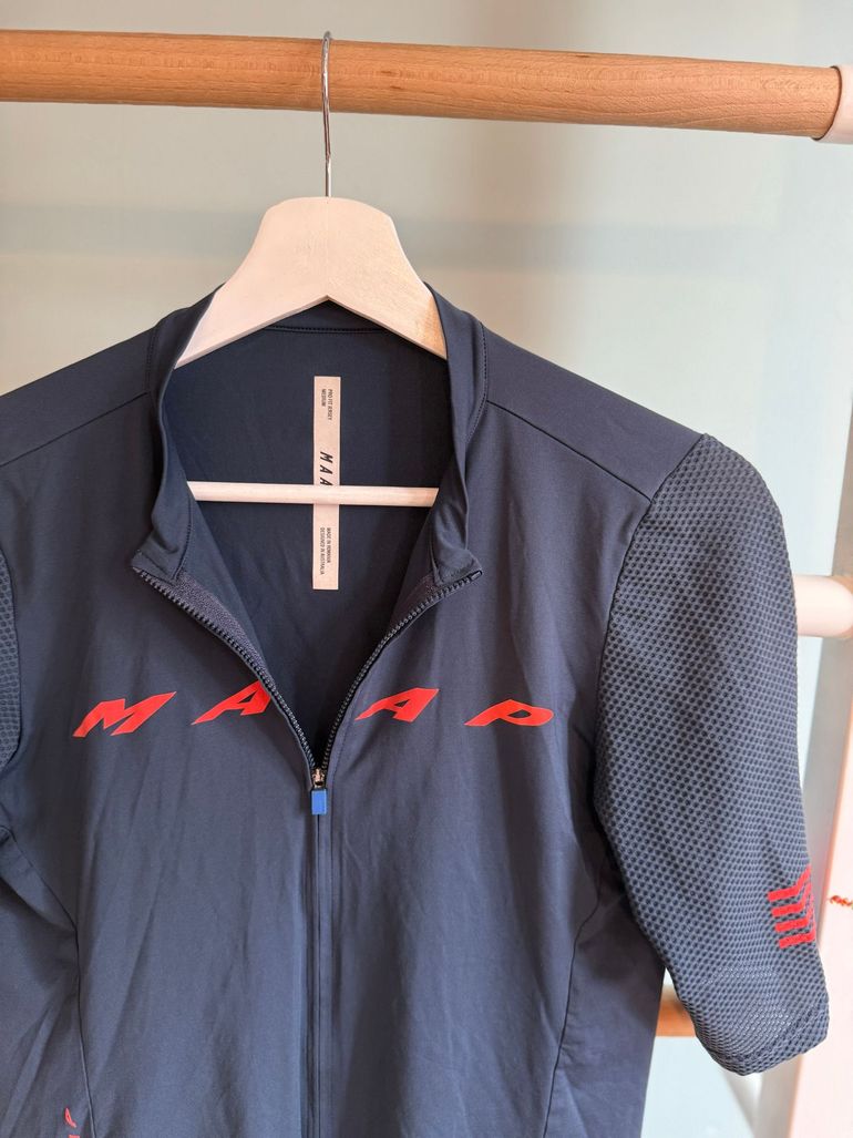 Used MAAP Evade Pro Base Jersey 2.0 bike — image 3 of 6