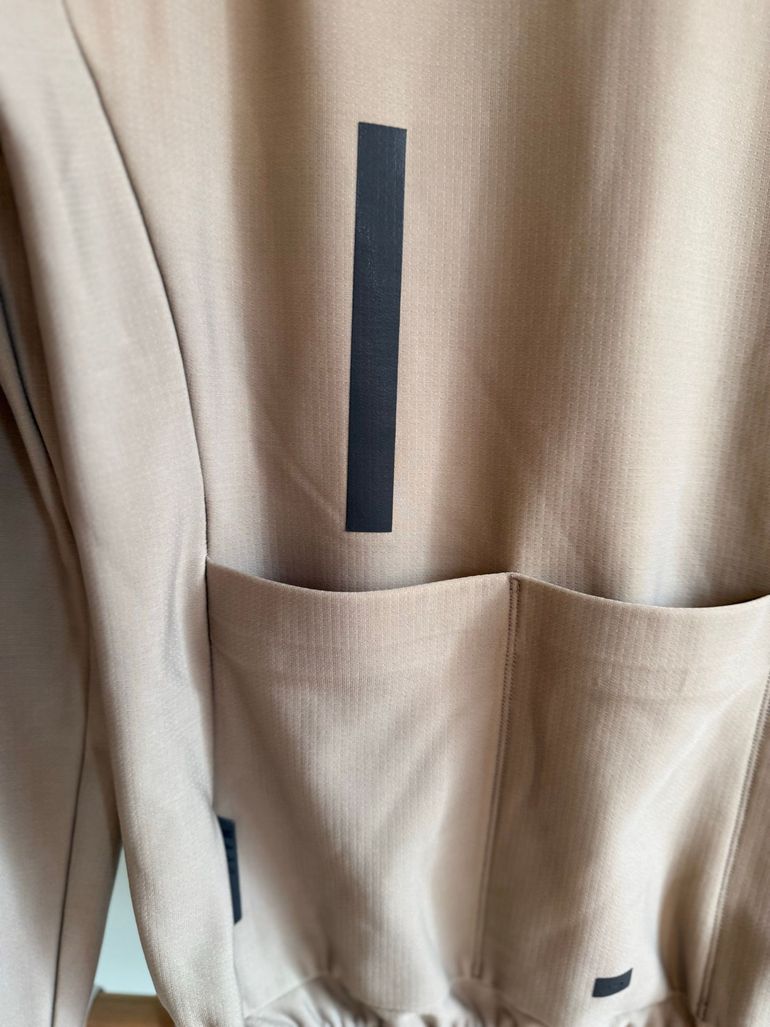 Used MAAP Evade Thermal Long Sleeve Jersey 2.0 Fungi bike — image 5 of 8