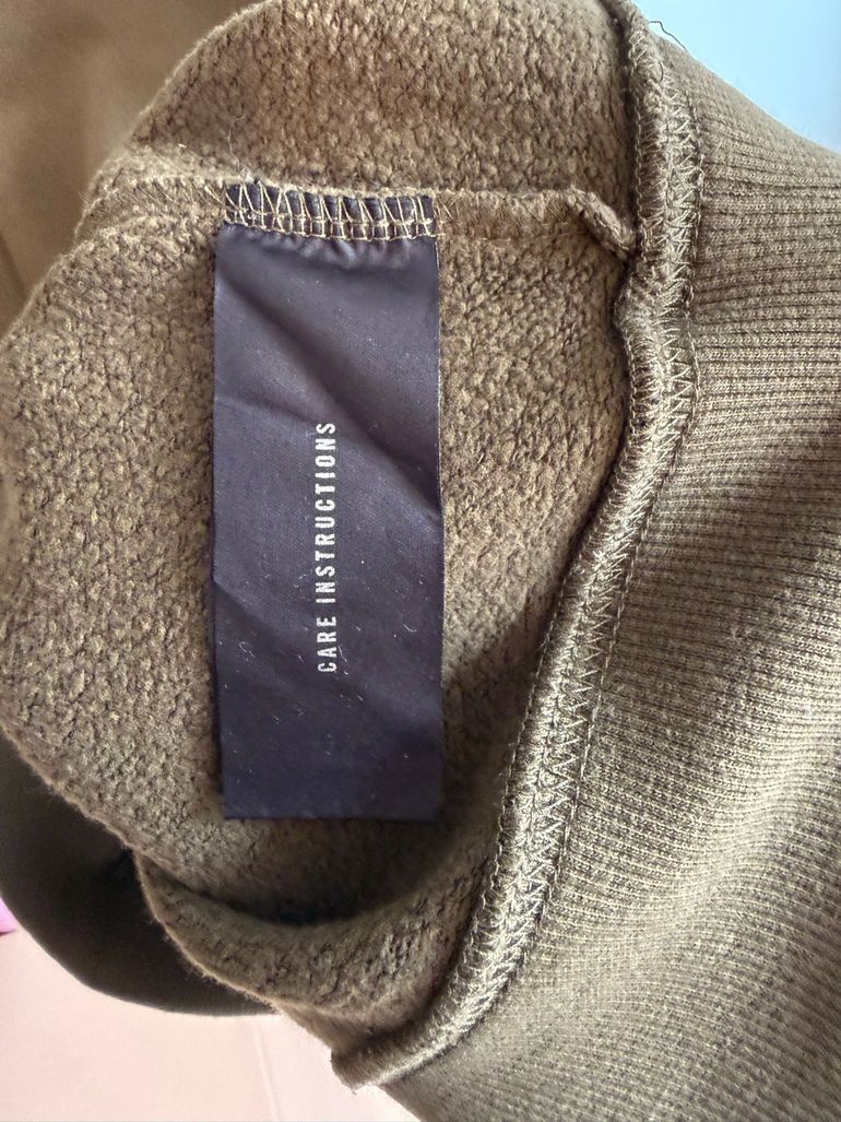 Used Rapha Logo Sweatshirt – Dark Olive bike — image 4 of 5