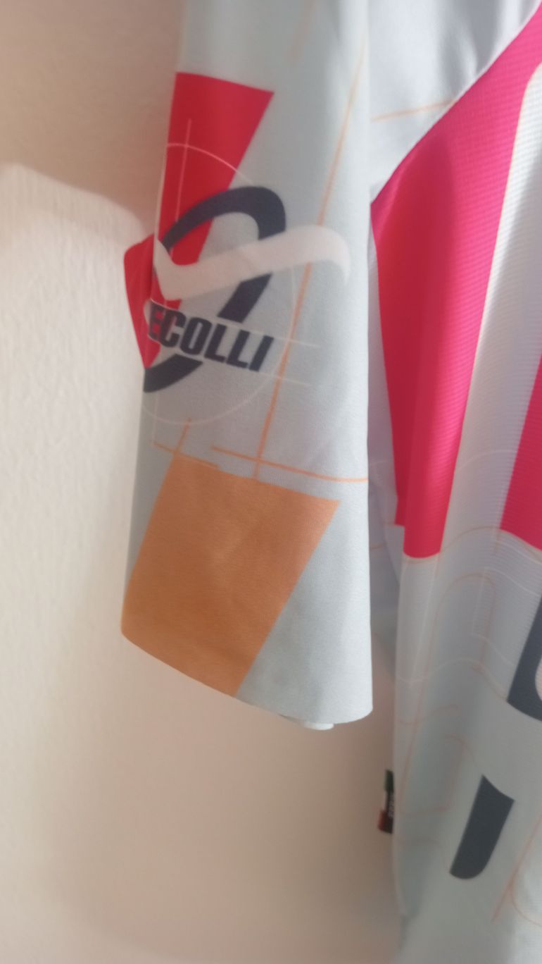 Used Gobik Nove Colli Jersey 2026 bike — image 7 of 14