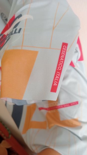 Used Gobik Nove Colli Jersey 2026 bike — image 10 of 14