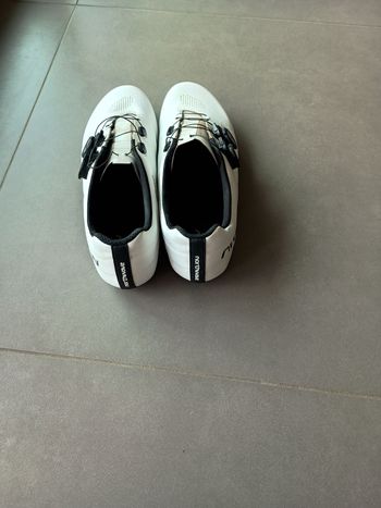 Used Northwave Revolution 3 Road Shoes 2025 bike — image 2 of 2