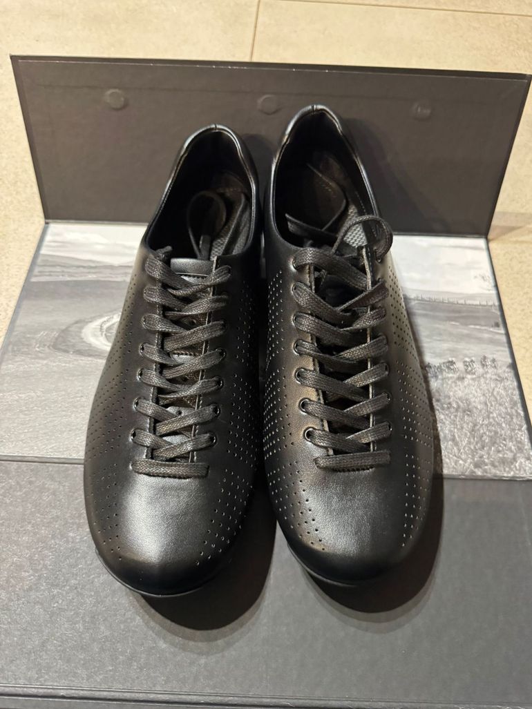 Used Nimbl Road Cyclin Shos size 44 bike — image 2 of 4