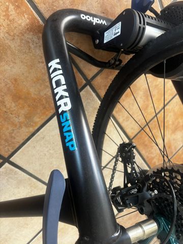 Brugt Wahoo KICKR SNAP Smart Trainer 2022 bike — billede 3 af 10