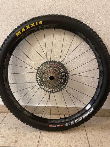 Used Race Face ARC 30 2025 bike — image 6 of 6