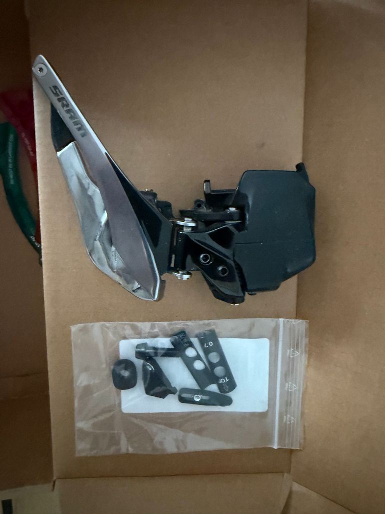 Used Sram Red eTap AXS Front Derailleur E-D1 2022 bike — image 1 of 2