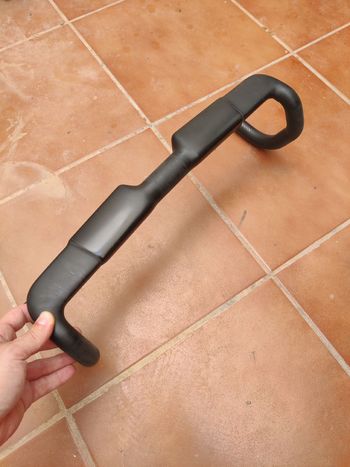 Used Levelnine Carbon Handlebar 40mm ancho 2024 bike — image 2 of 7