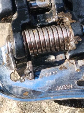 Used Shimano Ultegra 6800 Front Derailleur bike — image 3 of 3