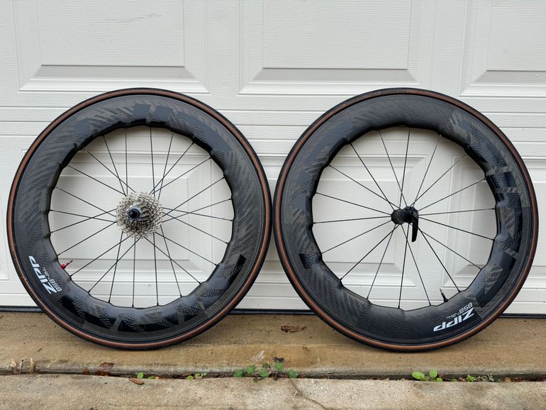 Used Zipp 858 2022 bike — image 2 of 2
