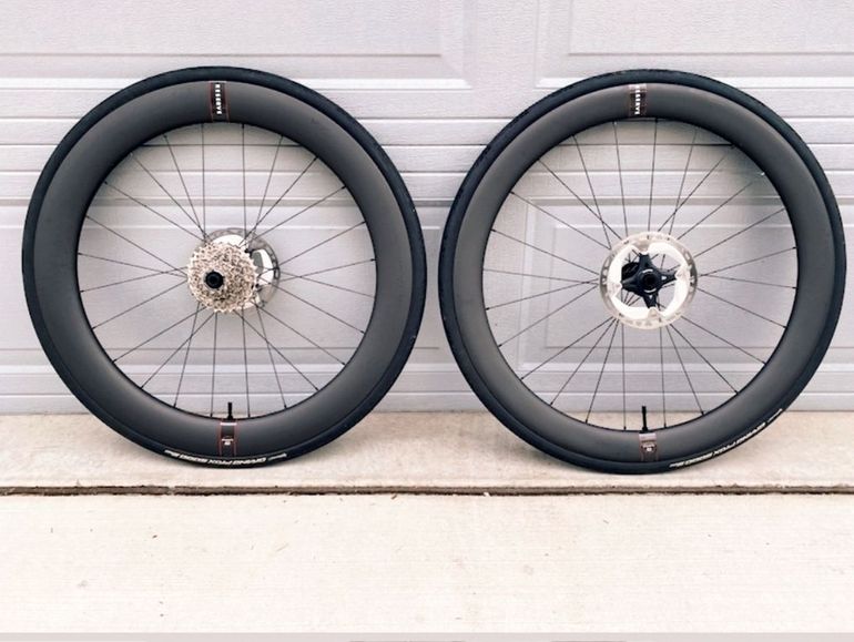 Used Reserve RUEDAS CARBONO BUJES ZIPP bike — image 1 of 5