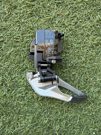 Used Sram Red Etap Axs 12V 2025 bike — image 9 of 9