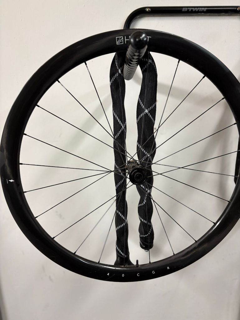Used Hunt 40 Carbon Gravel Race Wheelset 2024 bike — image 1 of 4