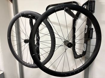 Used Hunt 40 Carbon Gravel Race Wheelset 2024 bike — image 2 of 4