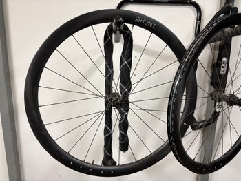 Used Hunt 40 Carbon Gravel Race Wheelset 2024 bike — image 4 of 4
