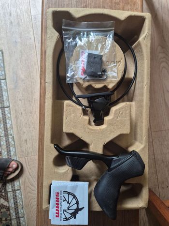 Used Sram Rival Etap axs 12v 2023 bike — image 4 of 5