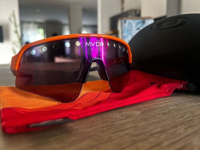 Used Oakley Sutro Lite Sweep MVDP Signature Series 2024 bike — image 1 of 3