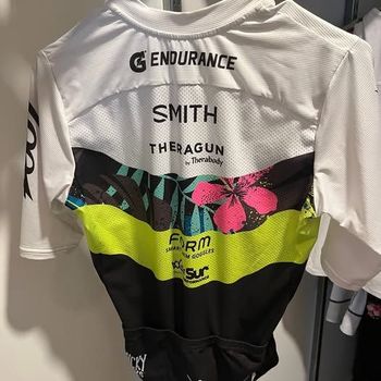 Used Zoot Team Aero Jersey 2021 bike — image 2 of 2