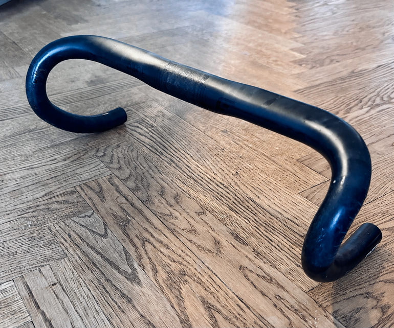 Used Cadex Race Handlebar 38cm bike — image 2 of 3