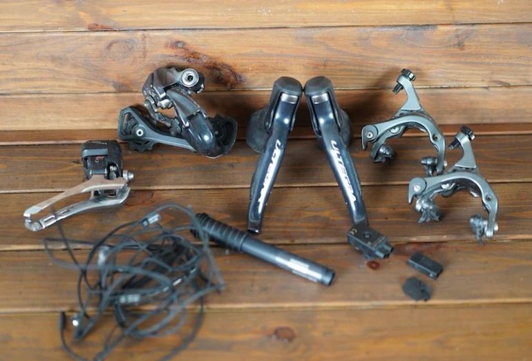 Used Shimano Ultegra Di2 6870 11-speed 2021 bike — image 1 of 9
