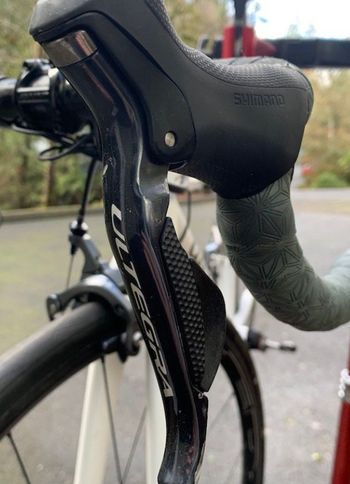 Used Shimano Ultegra Di2 6870 11-speed 2021 bike — image 6 of 9