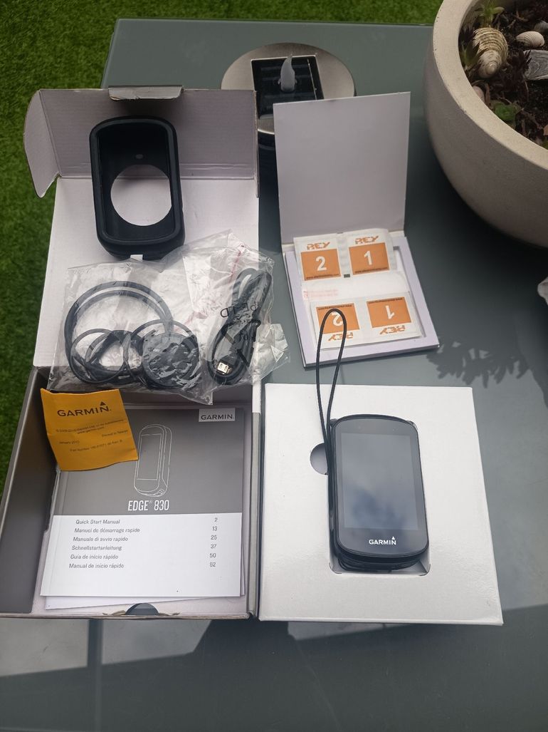 Used Garmin Edge 830 2025 bike — image 2 of 5