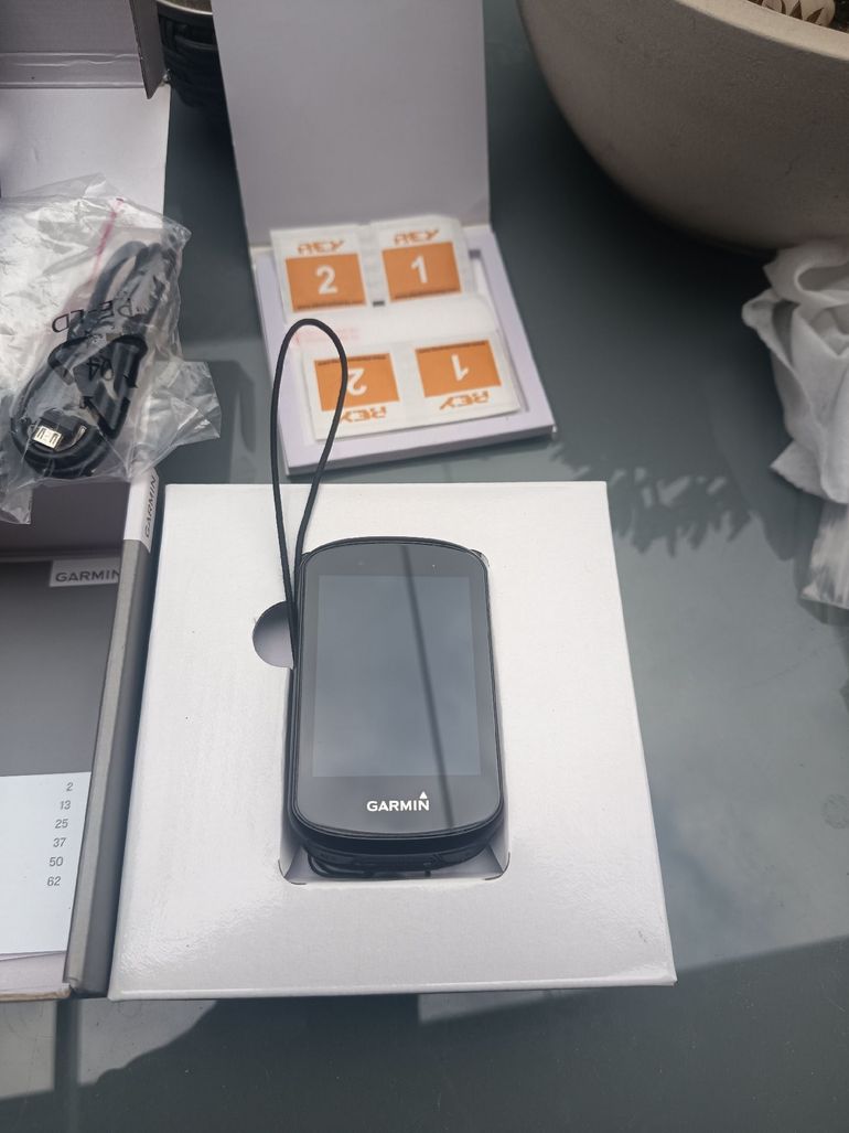Used Garmin Edge 830 2025 bike — image 3 of 5