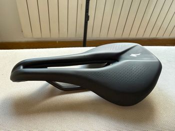 Used Specialized Body Geometry Power Expert 143 mm 2025 bike — image 2 of 6