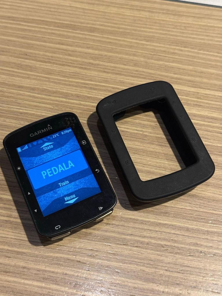 Used Garmin Edge 520 Plus 2021 bike — image 1 of 2
