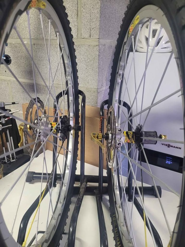 Used Mavic Crossmax 2003 bike — image 8 of 9
