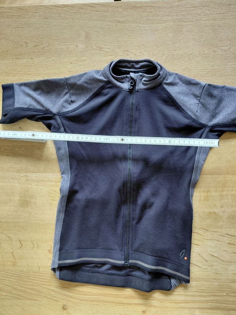 Used Isadore Signature Merino Tech Jersey Womens XXS 2023 bike — image 6 of 8