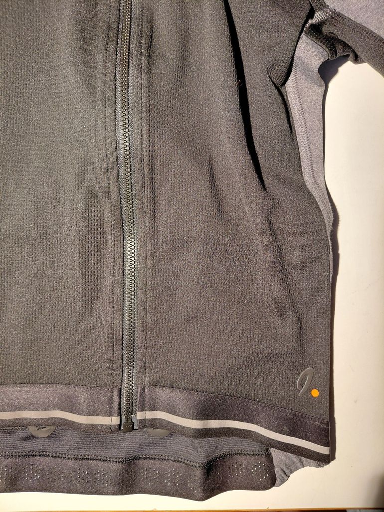 Used Isadore Signature Merino Tech Jersey Womens XXS 2023 bike — image 3 of 8