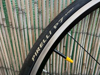 Used Mavic Aksium 2025 bike — image 2 of 4