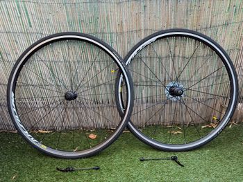 Used Mavic Aksium 2025 bike — image 4 of 4
