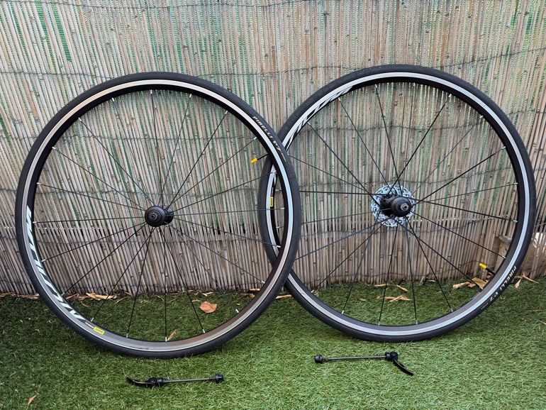 Used Mavic Aksium 2025 bike — image 4 of 4