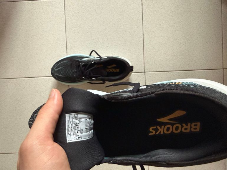 Used Brooks Glycerin GTS 22 2025 bike — image 7 of 7