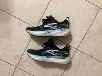 Used Brooks Glycerin GTS 22 2025 bike — image 2 of 7
