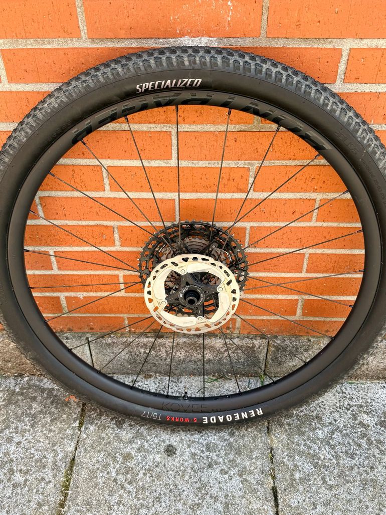 Used Bontrager Kovee RSL 30 TLR Boost 29 MTB 2024 bike — image 4 of 7