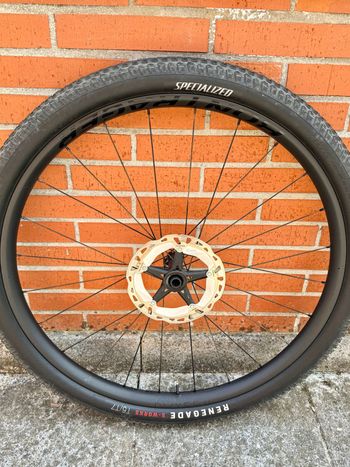 Used Bontrager Kovee RSL 30 TLR Boost 29 MTB 2024 bike — image 6 of 7