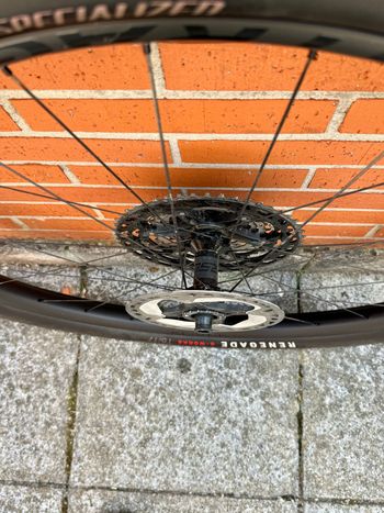 Used Bontrager Kovee RSL 30 TLR Boost 29 MTB 2024 bike — image 7 of 7