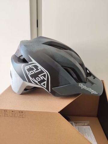 Troy Lee Designs Flowline SE 2026 bike usato — immagine 7 di 12
