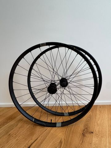Gebrauchtes Crankbrothers Synthesis E11 Carbon 29 Wheelset Wheels