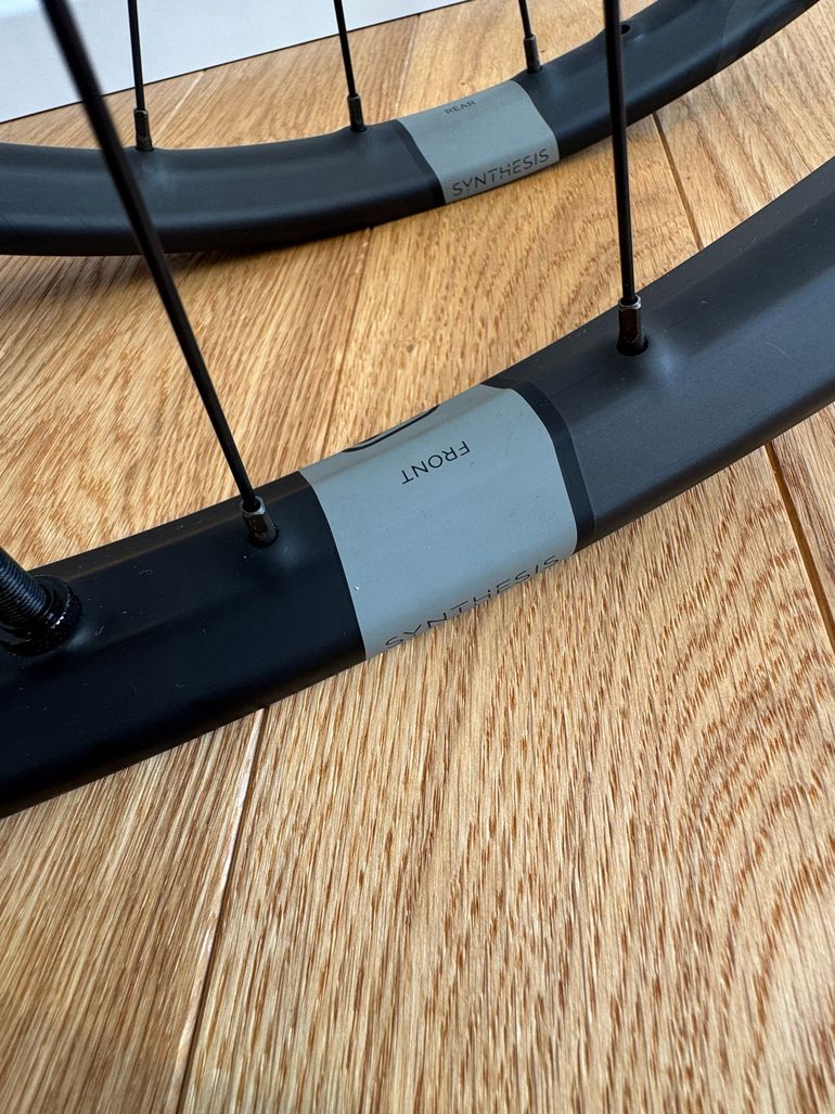Used Crankbrothers Synthesis E11 Carbon 29 Wheelset bike — image 3 of 10