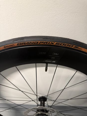 Used Dt Swiss ARC 1600 DICUT db 62 bike — image 4 of 6