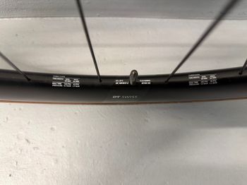 Used Dt Swiss ARC 1600 DICUT db 62 bike — image 5 of 6