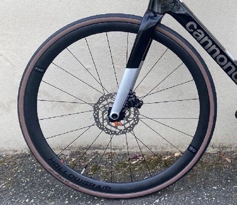 Used Cannondale Hollowgram 35 Carbon Wheelset bike — image 1 of 3