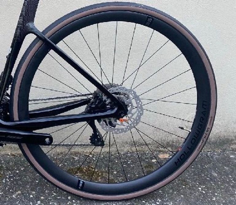Used Cannondale Hollowgram 35 Carbon Wheelset bike — image 2 of 3