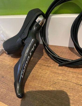 Used Shimano Ultegra 11v Disco 2026 bike — image 3 of 4