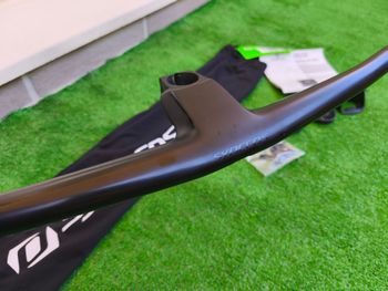 Used Syncros Fraser iC SL DC Integrated Cockpit 2026 bike