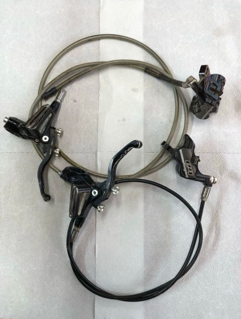 Used Hope Tech 3 V4 Disc Brake bike — image 1 of 4
